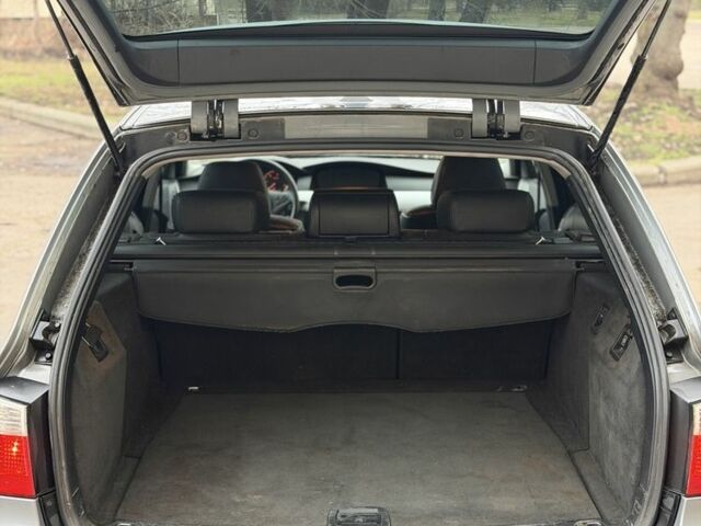 Сірий БМВ 5 Серія, об'ємом двигуна 3 л та пробігом 350 тис. км за 4700 $, фото 15 на Automoto.ua