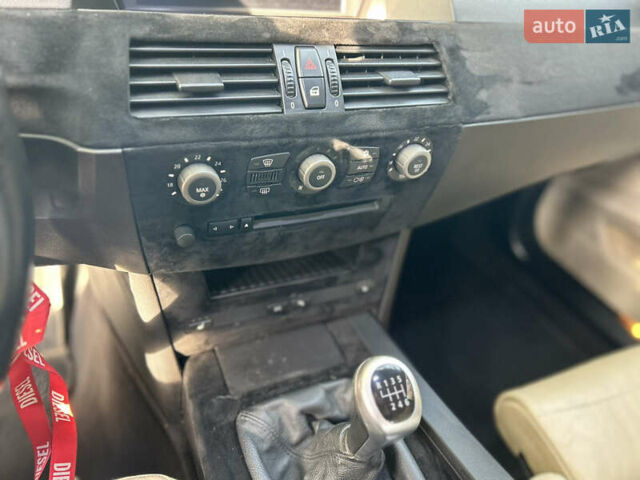 Серый БМВ 5 Серия, объемом двигателя 2.5 л и пробегом 449 тыс. км за 7000 $, фото 2 на Automoto.ua