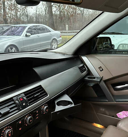 Сірий БМВ 5 Серія, об'ємом двигуна 3 л та пробігом 356 тис. км за 8900 $, фото 9 на Automoto.ua