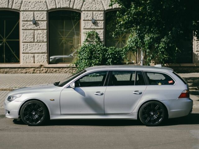 Серый БМВ 5 Серия, объемом двигателя 3 л и пробегом 294 тыс. км за 8300 $, фото 7 на Automoto.ua