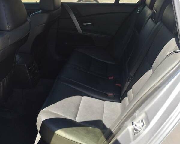 Серый БМВ 5 Серия, объемом двигателя 2.5 л и пробегом 368 тыс. км за 8700 $, фото 6 на Automoto.ua