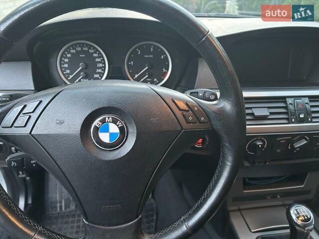 Серый БМВ 5 Серия, объемом двигателя 2.5 л и пробегом 298 тыс. км за 8300 $, фото 19 на Automoto.ua