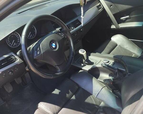 Серый БМВ 5 Серия, объемом двигателя 2.5 л и пробегом 368 тыс. км за 8700 $, фото 7 на Automoto.ua