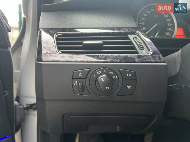 Серый БМВ 5 Серия, объемом двигателя 2.99 л и пробегом 421 тыс. км за 11500 $, фото 12 на Automoto.ua