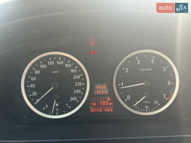 Серый БМВ 5 Серия, объемом двигателя 2.5 л и пробегом 250 тыс. км за 6500 $, фото 11 на Automoto.ua