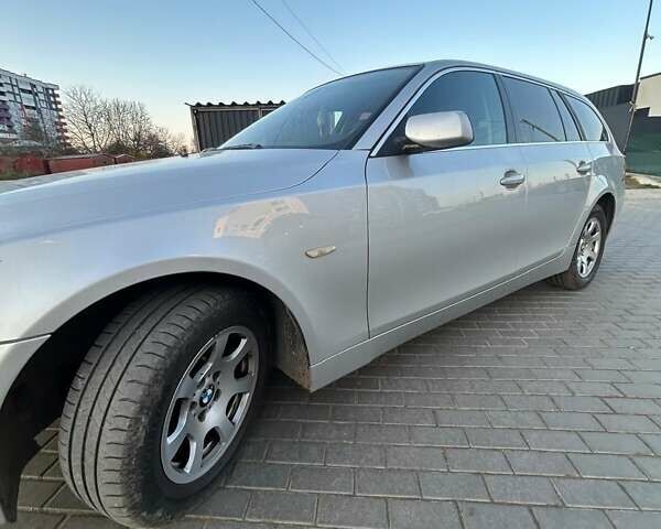 Серый БМВ 5 Серия, объемом двигателя 2.5 л и пробегом 298 тыс. км за 8300 $, фото 11 на Automoto.ua