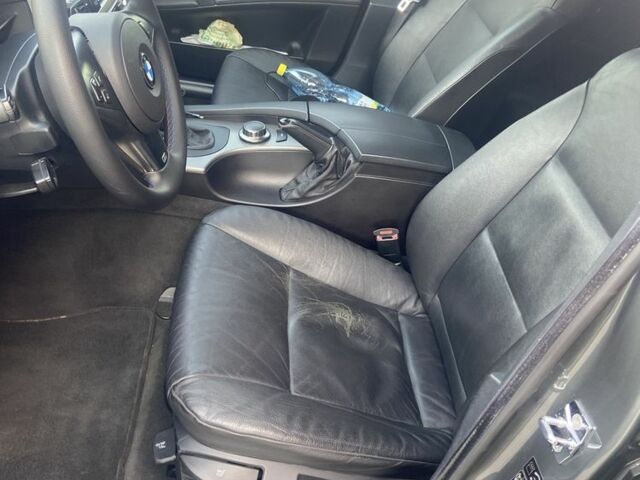 Серый БМВ 5 Серия, объемом двигателя 2.5 л и пробегом 382 тыс. км за 8200 $, фото 5 на Automoto.ua