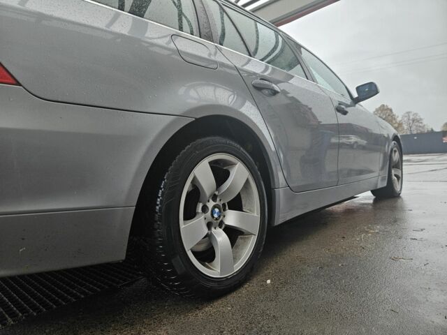 БМВ 5 Серия 2006 в Житомире на Automoto.ua Серый БМВ 5 Серия, объемом двигателя 2 л и пробегом 400 тыс. км за 3850 $, фото 5 на Automoto.ua