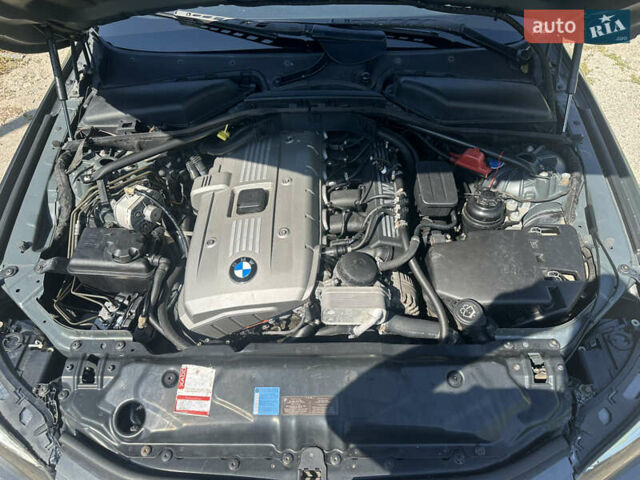 Серый БМВ 5 Серия, объемом двигателя 2.5 л и пробегом 250 тыс. км за 6500 $, фото 2 на Automoto.ua