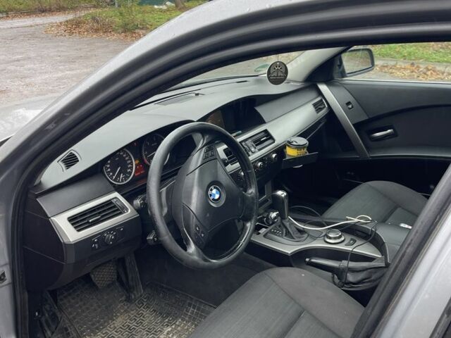 Серый БМВ 5 Серия, объемом двигателя 2.5 л и пробегом 280 тыс. км за 3800 $, фото 5 на Automoto.ua