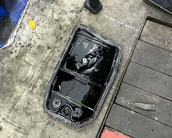 Сірий БМВ 5 Серія, об'ємом двигуна 2 л та пробігом 409 тис. км за 8300 $, фото 6 на Automoto.ua