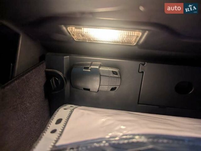 Сірий БМВ 5 Серія, об'ємом двигуна 3 л та пробігом 268 тис. км за 8300 $, фото 18 на Automoto.ua