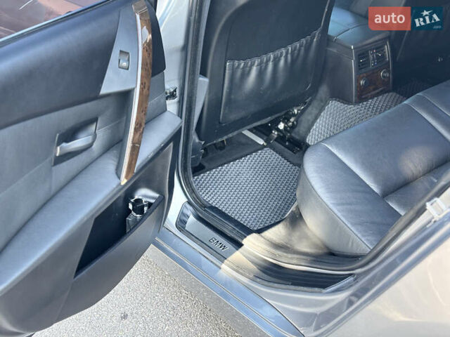 Сірий БМВ 5 Серія, об'ємом двигуна 2.5 л та пробігом 422 тис. км за 8000 $, фото 7 на Automoto.ua