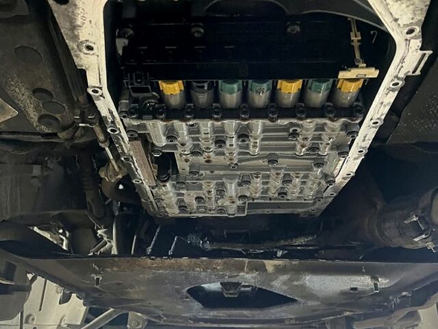 Серый БМВ 5 Серия, объемом двигателя 2 л и пробегом 409 тыс. км за 8300 $, фото 6 на Automoto.ua