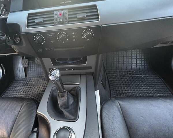 Серый БМВ 5 Серия, объемом двигателя 2.5 л и пробегом 298 тыс. км за 8300 $, фото 22 на Automoto.ua