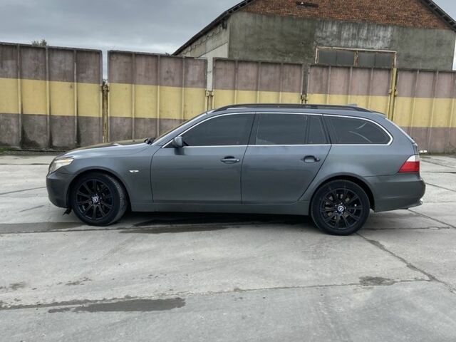 Серый БМВ 5 Серия, объемом двигателя 3 л и пробегом 350 тыс. км за 7500 $, фото 3 на Automoto.ua