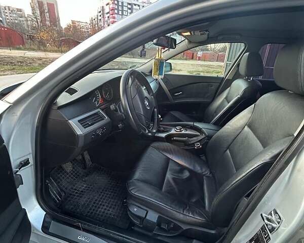 Серый БМВ 5 Серия, объемом двигателя 2.5 л и пробегом 298 тыс. км за 8300 $, фото 14 на Automoto.ua