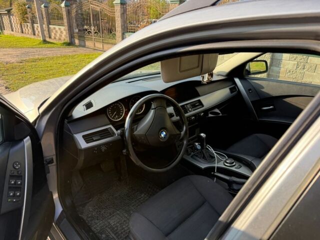 Сірий БМВ 5 Серія, об'ємом двигуна 2.5 л та пробігом 250 тис. км за 2700 $, фото 4 на Automoto.ua