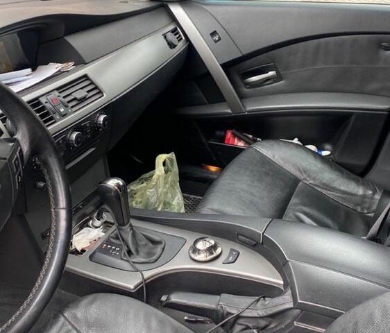 Сірий БМВ 5 Серія, об'ємом двигуна 2.5 л та пробігом 320 тис. км за 7000 $, фото 4 на Automoto.ua