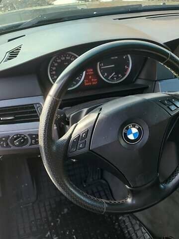 Серый БМВ 5 Серия, объемом двигателя 2.5 л и пробегом 480 тыс. км за 8500 $, фото 12 на Automoto.ua