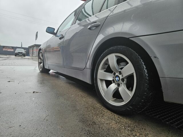 БМВ 5 Серия 2006 в Житомире на Automoto.ua Серый БМВ 5 Серия, объемом двигателя 2 л и пробегом 400 тыс. км за 3850 $, фото 4 на Automoto.ua