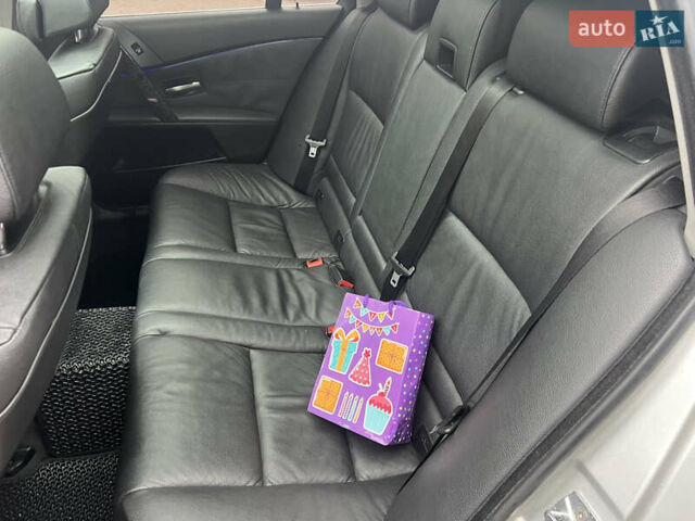 Серый БМВ 5 Серия, объемом двигателя 2.99 л и пробегом 421 тыс. км за 11500 $, фото 23 на Automoto.ua