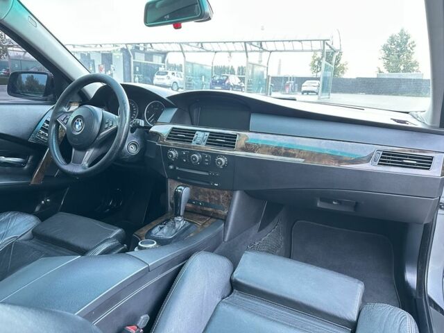 Серый БМВ 5 Серия, объемом двигателя 3 л и пробегом 390 тыс. км за 4800 $, фото 17 на Automoto.ua