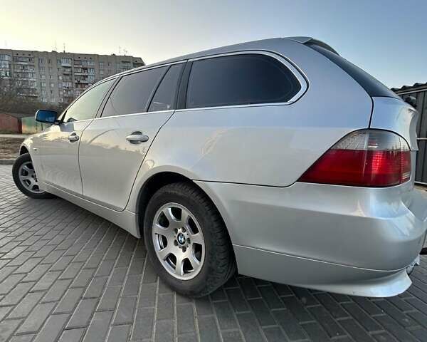 Серый БМВ 5 Серия, объемом двигателя 2.5 л и пробегом 298 тыс. км за 8300 $, фото 8 на Automoto.ua