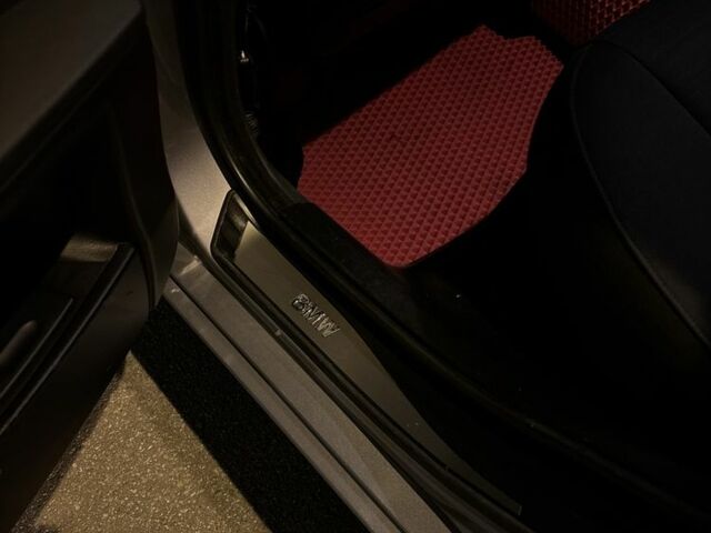 Серый БМВ 5 Серия, объемом двигателя 2 л и пробегом 328 тыс. км за 6999 $, фото 17 на Automoto.ua