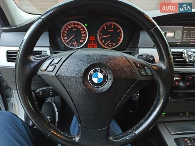 Серый БМВ 5 Серия, объемом двигателя 2.5 л и пробегом 311 тыс. км за 10400 $, фото 33 на Automoto.ua