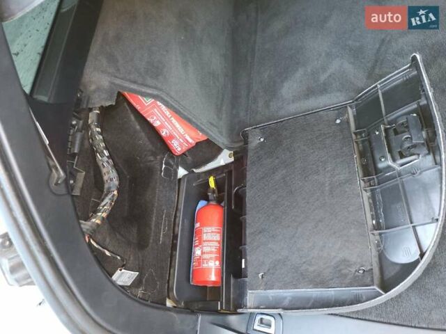 Серый БМВ 5 Серия, объемом двигателя 2.5 л и пробегом 311 тыс. км за 9100 $, фото 41 на Automoto.ua