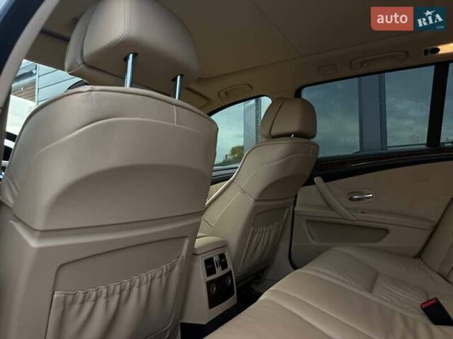 Серый БМВ 5 Серия, объемом двигателя 3 л и пробегом 257 тыс. км за 11999 $, фото 25 на Automoto.ua