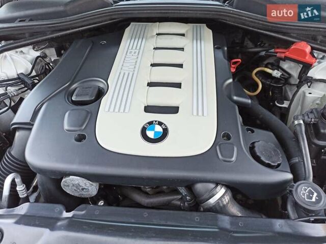 Серый БМВ 5 Серия, объемом двигателя 2.5 л и пробегом 311 тыс. км за 9100 $, фото 51 на Automoto.ua
