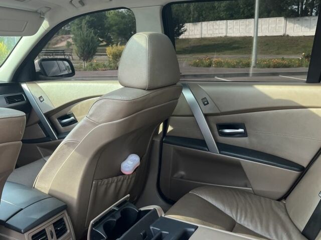 Сірий БМВ 5 Серія, об'ємом двигуна 2.5 л та пробігом 344 тис. км за 3700 $, фото 10 на Automoto.ua