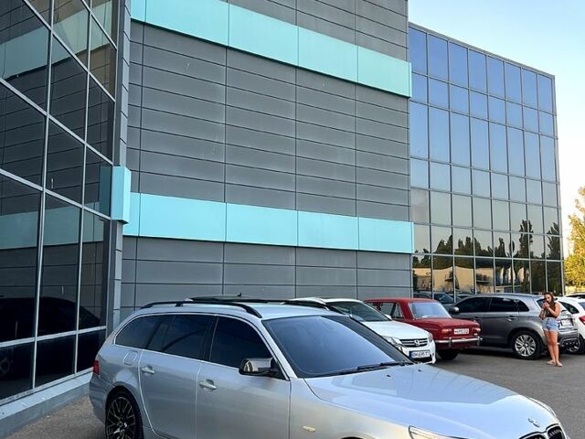 Серый БМВ 5 Серия, объемом двигателя 2 л и пробегом 236 тыс. км за 6750 $, фото 4 на Automoto.ua