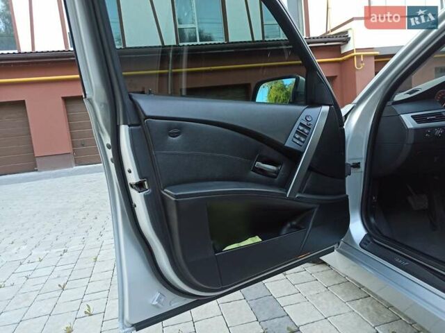 Серый БМВ 5 Серия, объемом двигателя 2.5 л и пробегом 311 тыс. км за 9100 $, фото 16 на Automoto.ua