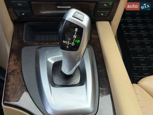 Серый БМВ 5 Серия, объемом двигателя 3 л и пробегом 257 тыс. км за 11999 $, фото 20 на Automoto.ua