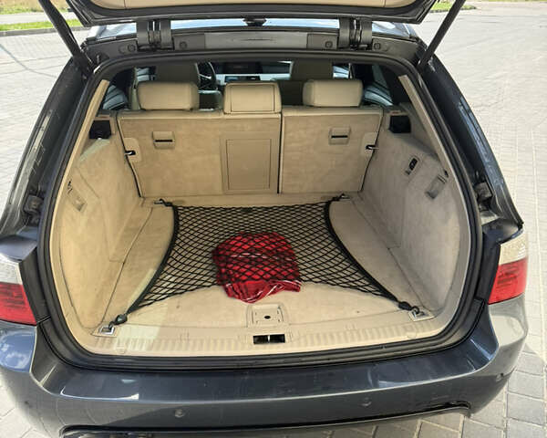 Серый БМВ 5 Серия, объемом двигателя 2.99 л и пробегом 370 тыс. км за 14000 $, фото 13 на Automoto.ua