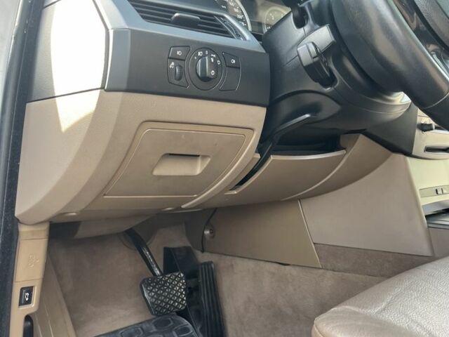 Сірий БМВ 5 Серія, об'ємом двигуна 2.5 л та пробігом 344 тис. км за 3700 $, фото 18 на Automoto.ua