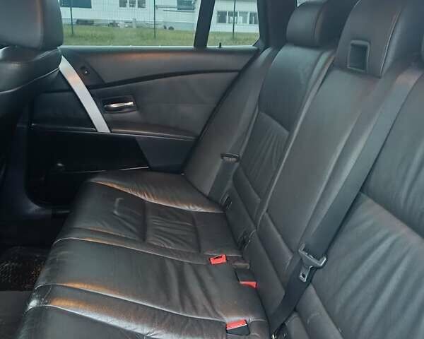 Серый БМВ 5 Серия, объемом двигателя 3 л и пробегом 282 тыс. км за 7100 $, фото 5 на Automoto.ua