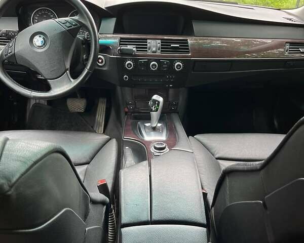 Серый БМВ 5 Серия, объемом двигателя 3 л и пробегом 358 тыс. км за 7700 $, фото 8 на Automoto.ua