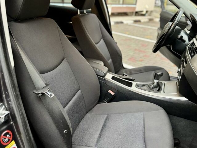 Сірий БМВ 5 Серія, об'ємом двигуна 2 л та пробігом 226 тис. км за 7444 $, фото 15 на Automoto.ua