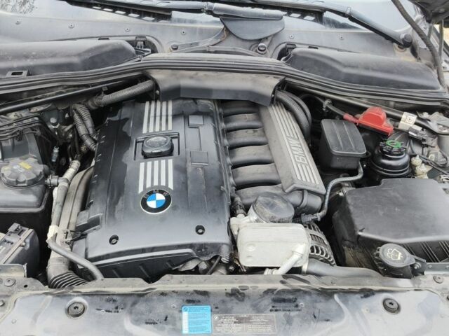 Серый БМВ 5 Серия, объемом двигателя 3 л и пробегом 300 тыс. км за 8500 $, фото 2 на Automoto.ua