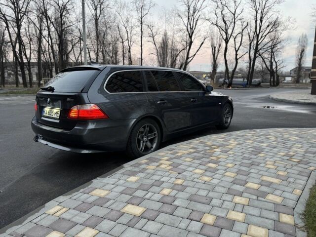 Серый БМВ 5 Серия, объемом двигателя 3 л и пробегом 320 тыс. км за 8000 $, фото 4 на Automoto.ua