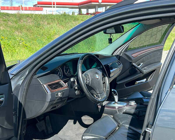 Серый БМВ 5 Серия, объемом двигателя 2 л и пробегом 358 тыс. км за 7850 $, фото 10 на Automoto.ua