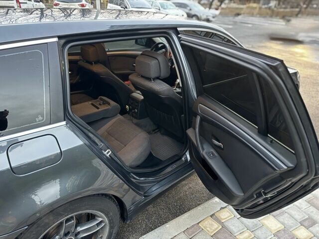 Серый БМВ 5 Серия, объемом двигателя 3 л и пробегом 320 тыс. км за 8000 $, фото 8 на Automoto.ua