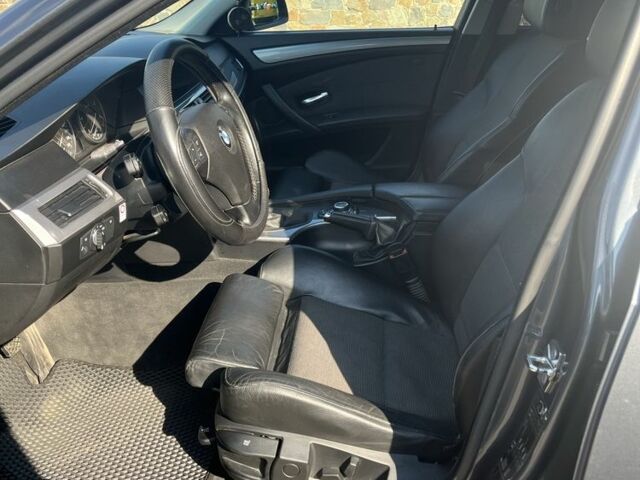 Серый БМВ 5 Серия, объемом двигателя 2 л и пробегом 255 тыс. км за 7300 $, фото 5 на Automoto.ua