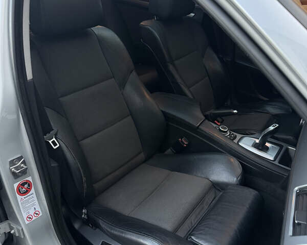 Сірий БМВ 5 Серія, об'ємом двигуна 2 л та пробігом 333 тис. км за 9100 $, фото 28 на Automoto.ua