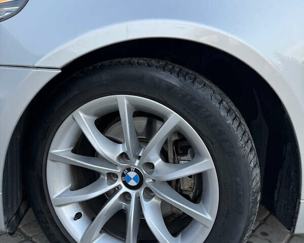 Сірий БМВ 5 Серія, об'ємом двигуна 2 л та пробігом 333 тис. км за 9100 $, фото 3 на Automoto.ua