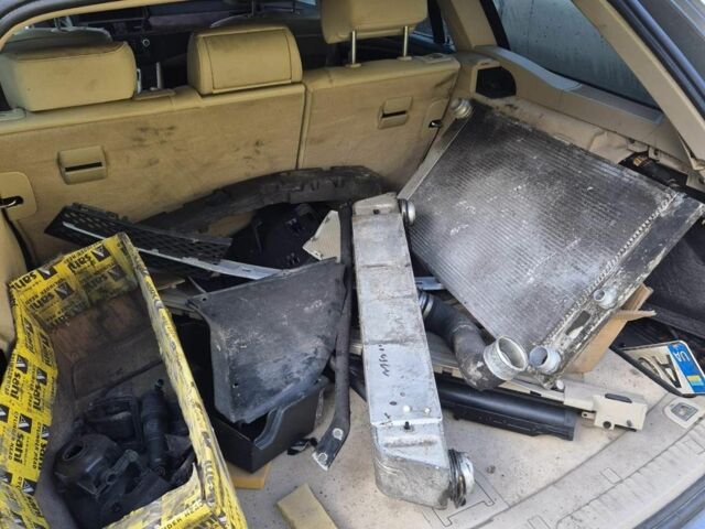 Сірий БМВ 5 Серія, об'ємом двигуна 3 л та пробігом 200 тис. км за 1700 $, фото 2 на Automoto.ua